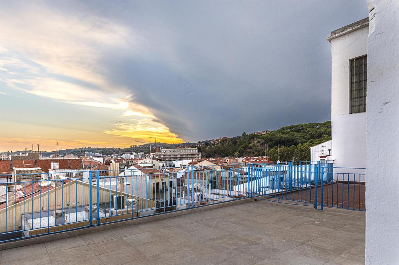 Hotel Vila Calella Bagian luar foto